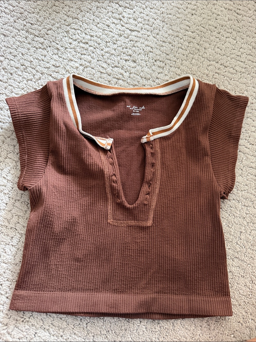 urban outfitters crop top